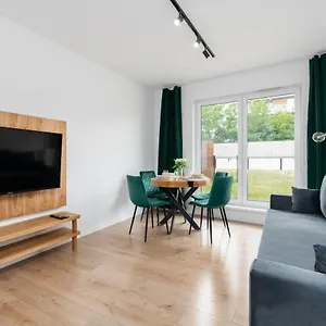 Apartament With Garden Dmowskiego 81 By Renters Poznań